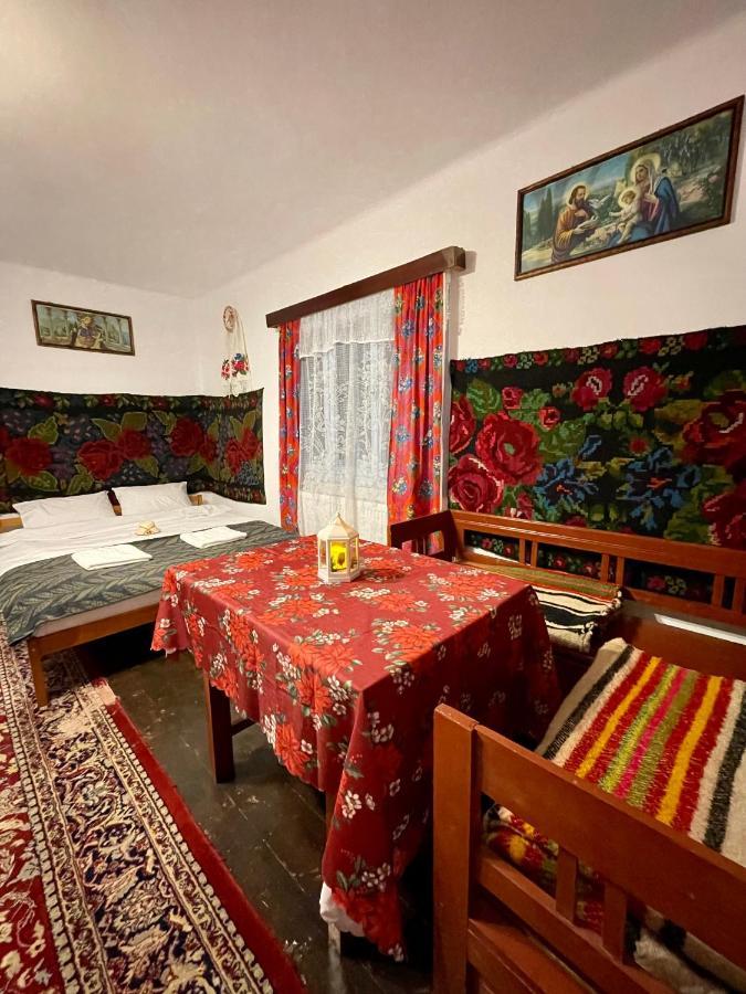 Casa Fantana - La Poalele Muntilor -50 De Metri De Partia Olimpica Villa Statjunea Borsa Luaran gambar
