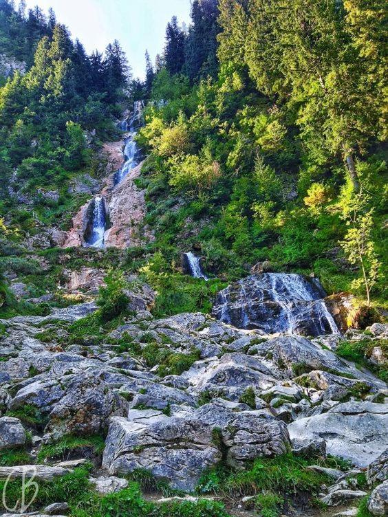Casa Fantana - La Poalele Muntilor -50 De Metri De Partia Olimpica Villa Statjunea Borsa Luaran gambar